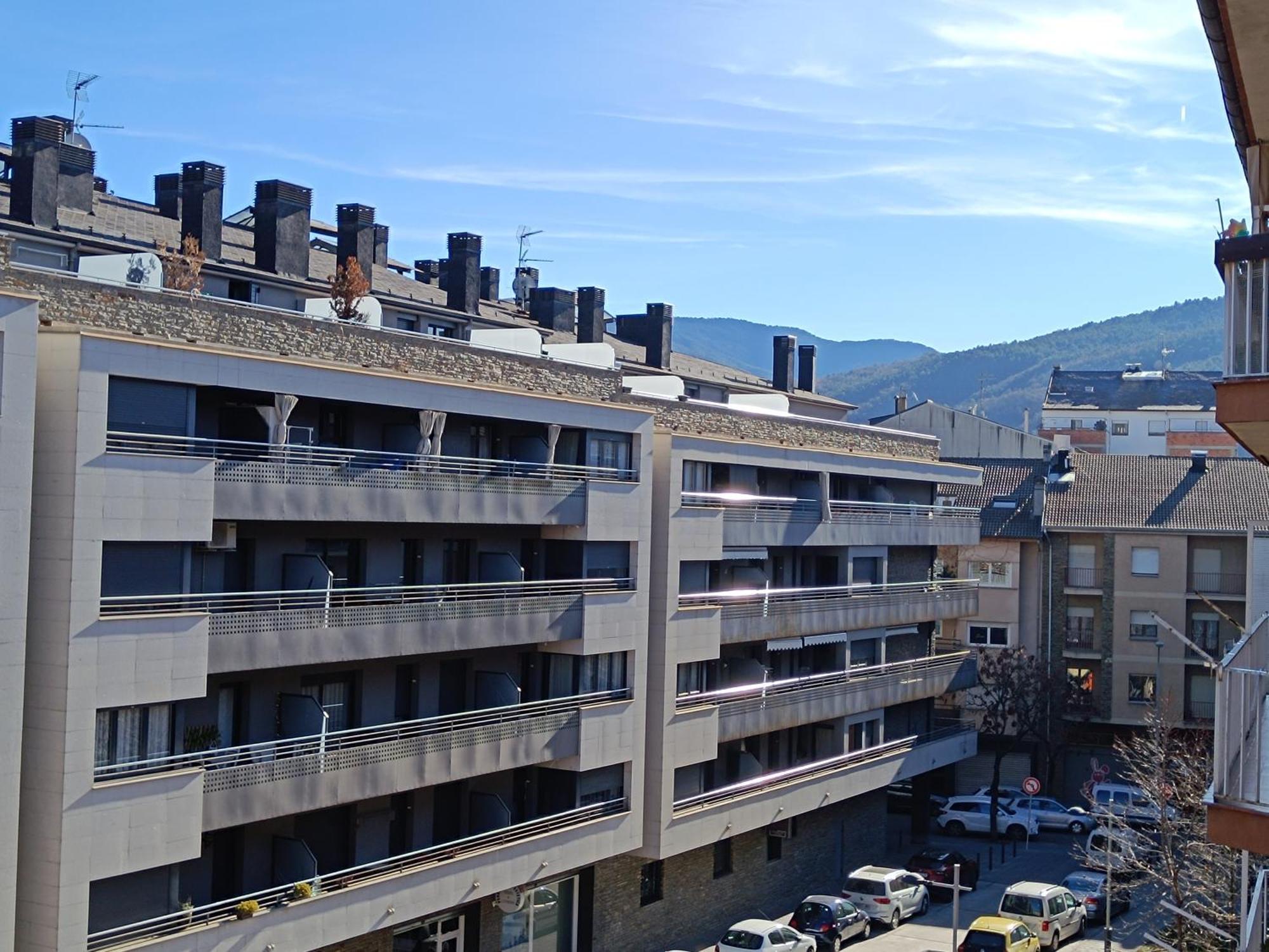 Apartamento Estel Ла Сеу д'Ургел Екстериор снимка